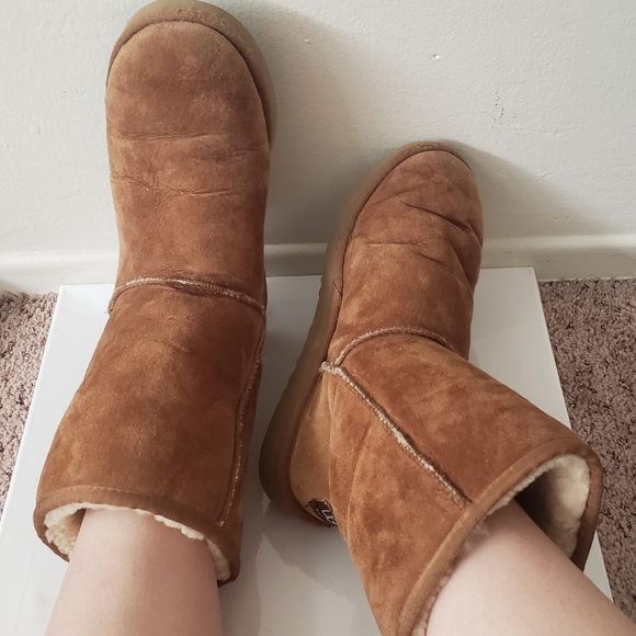 UGG Shoes - UGG Classic Brown Size 9 Boots